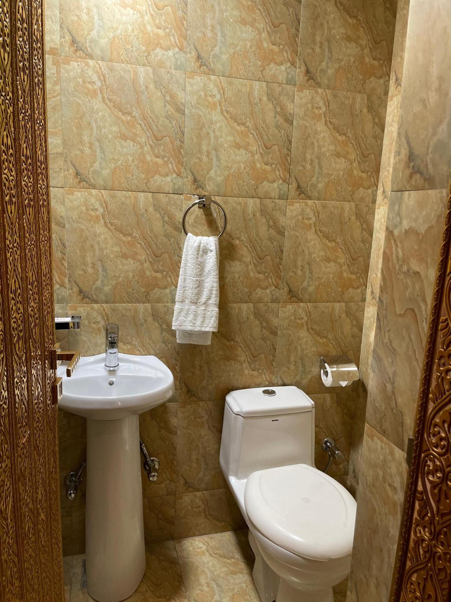 Indus Hotel Hyderabad Εξωτερικό φωτογραφία