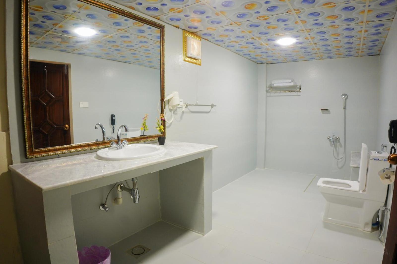 Indus Hotel Hyderabad Εξωτερικό φωτογραφία