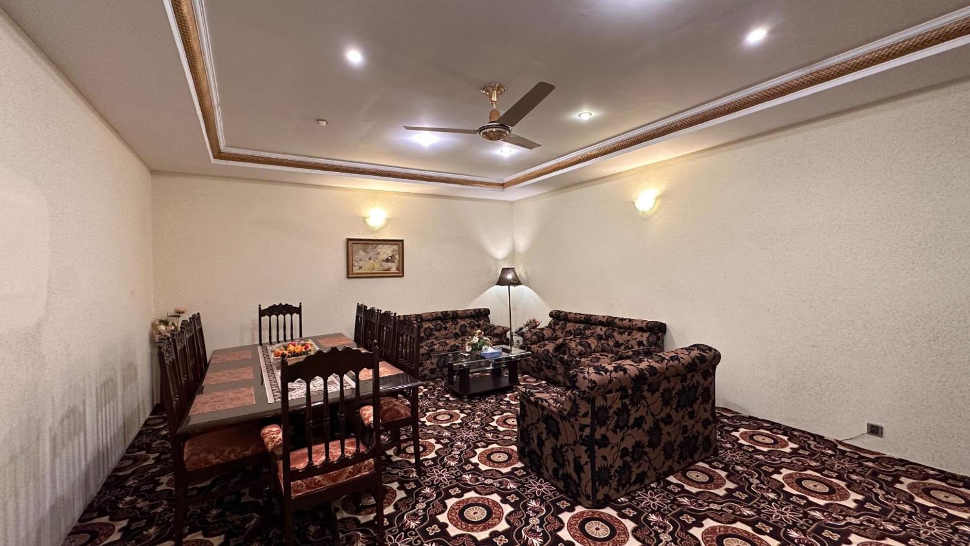 Indus Hotel Hyderabad Εξωτερικό φωτογραφία