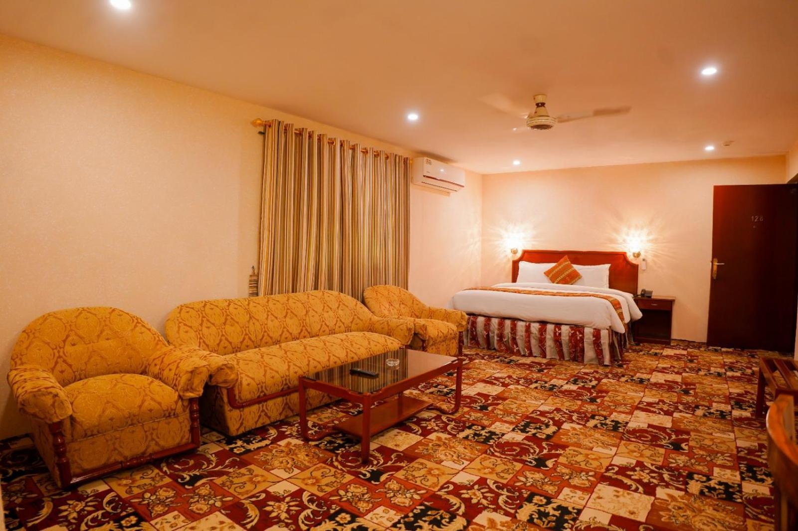 Indus Hotel Hyderabad Εξωτερικό φωτογραφία