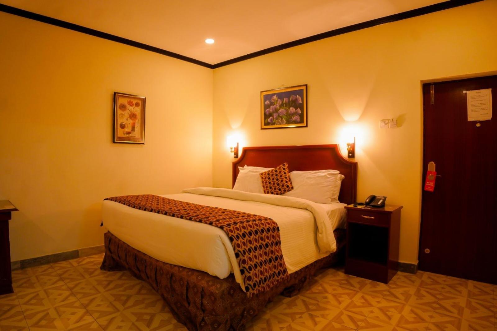 Indus Hotel Hyderabad Εξωτερικό φωτογραφία