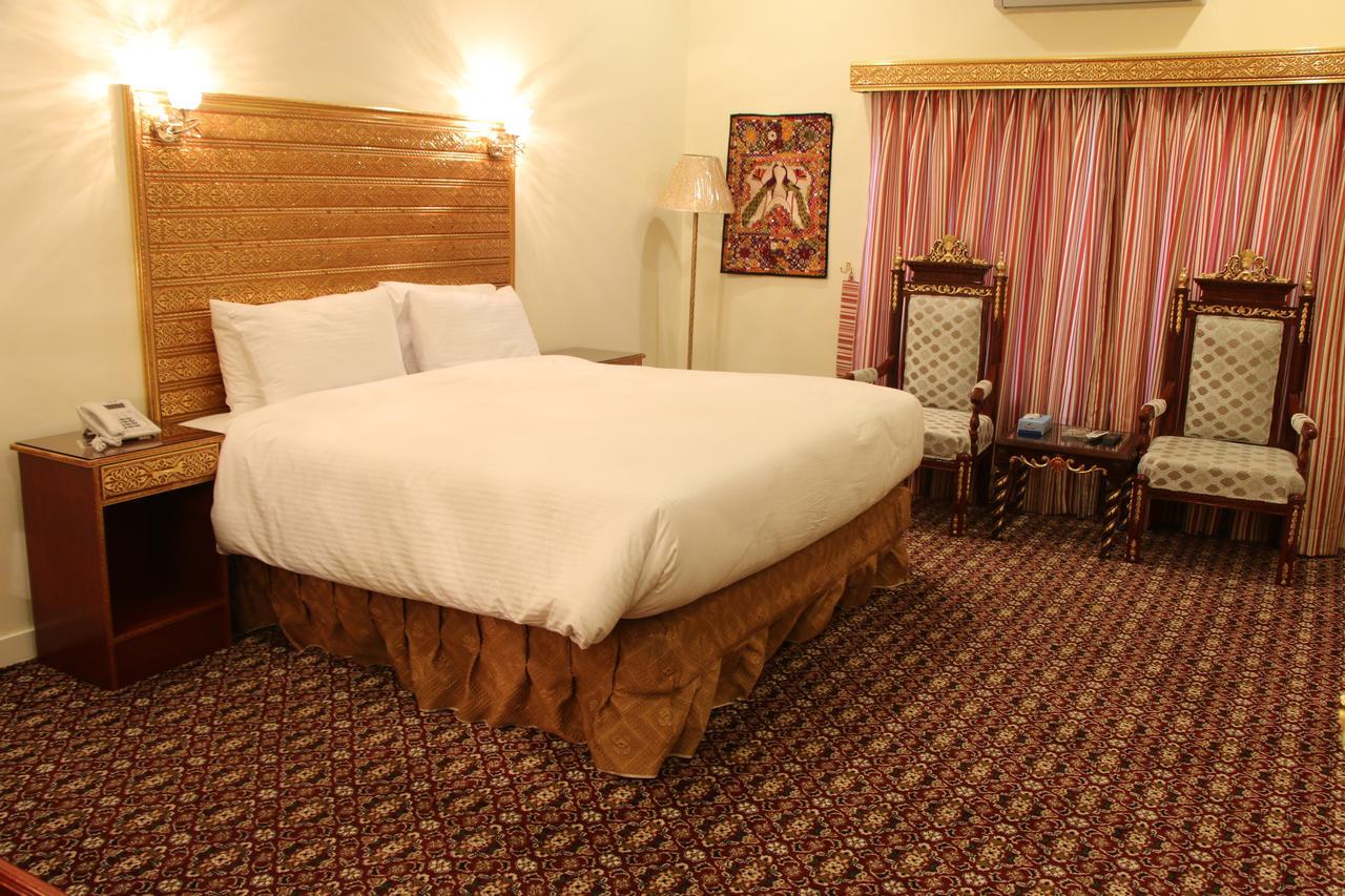 Indus Hotel Hyderabad Εξωτερικό φωτογραφία
