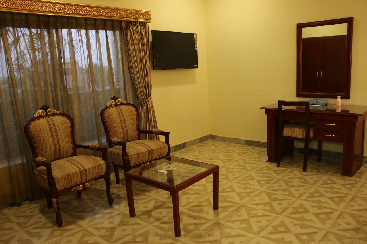 Indus Hotel Hyderabad Εξωτερικό φωτογραφία