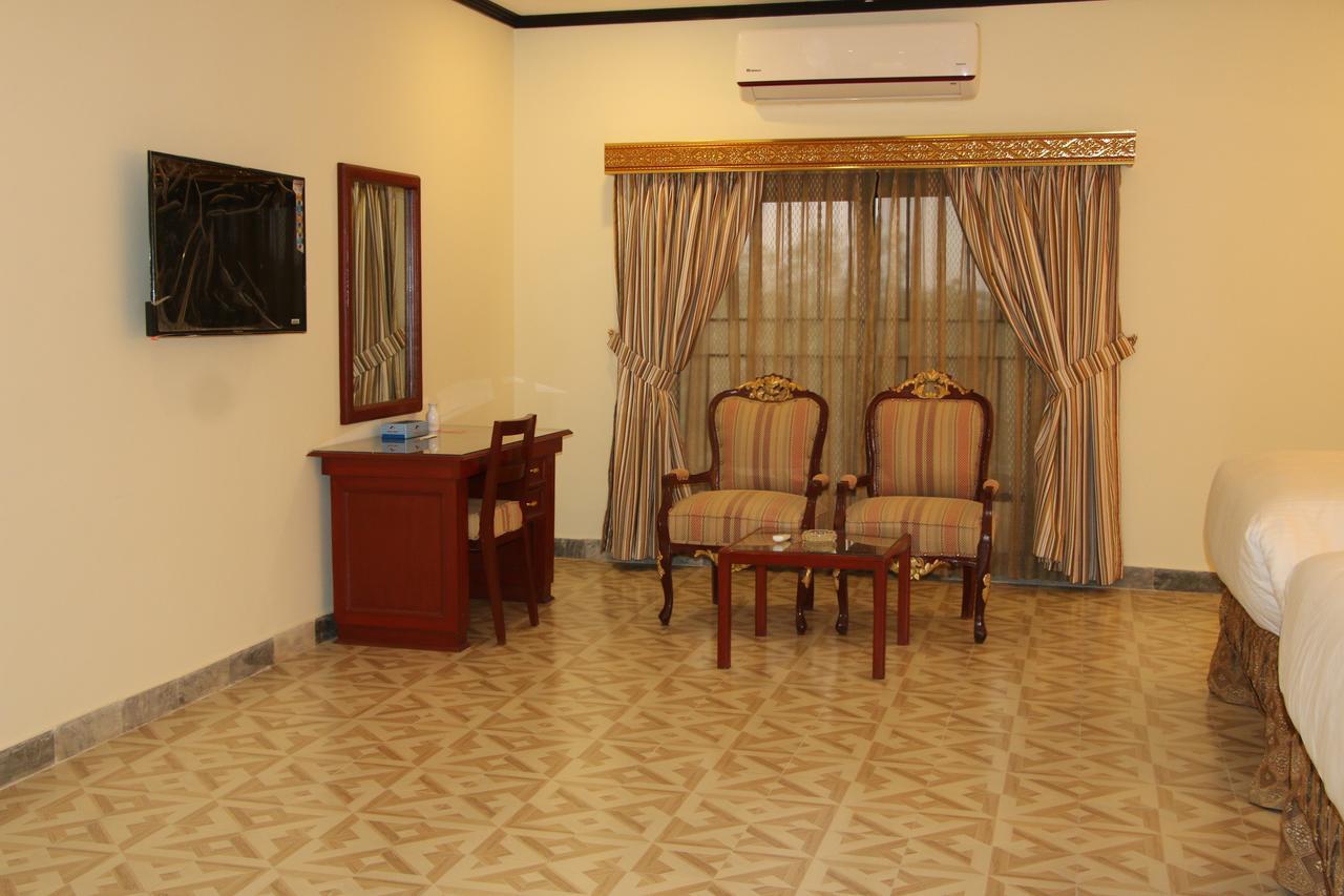 Indus Hotel Hyderabad Εξωτερικό φωτογραφία